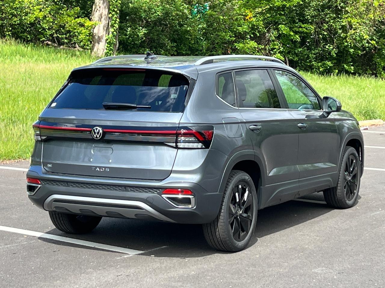 2025 Volkswagen Taos 1.5T SE Hagerstown MD