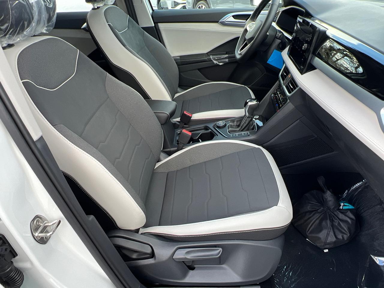 2025 Volkswagen Taos 1.5T SE Hagerstown MD