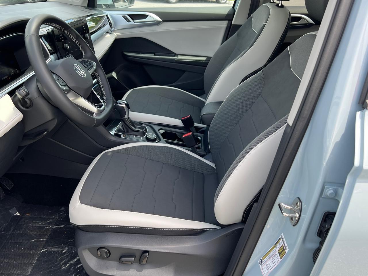 2025 Volkswagen Taos 1.5T SE Hagerstown MD