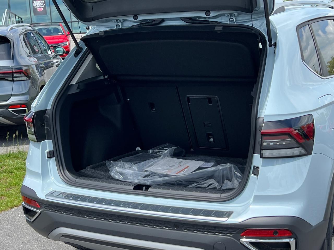 2025 Volkswagen Taos 1.5T SE Hagerstown MD