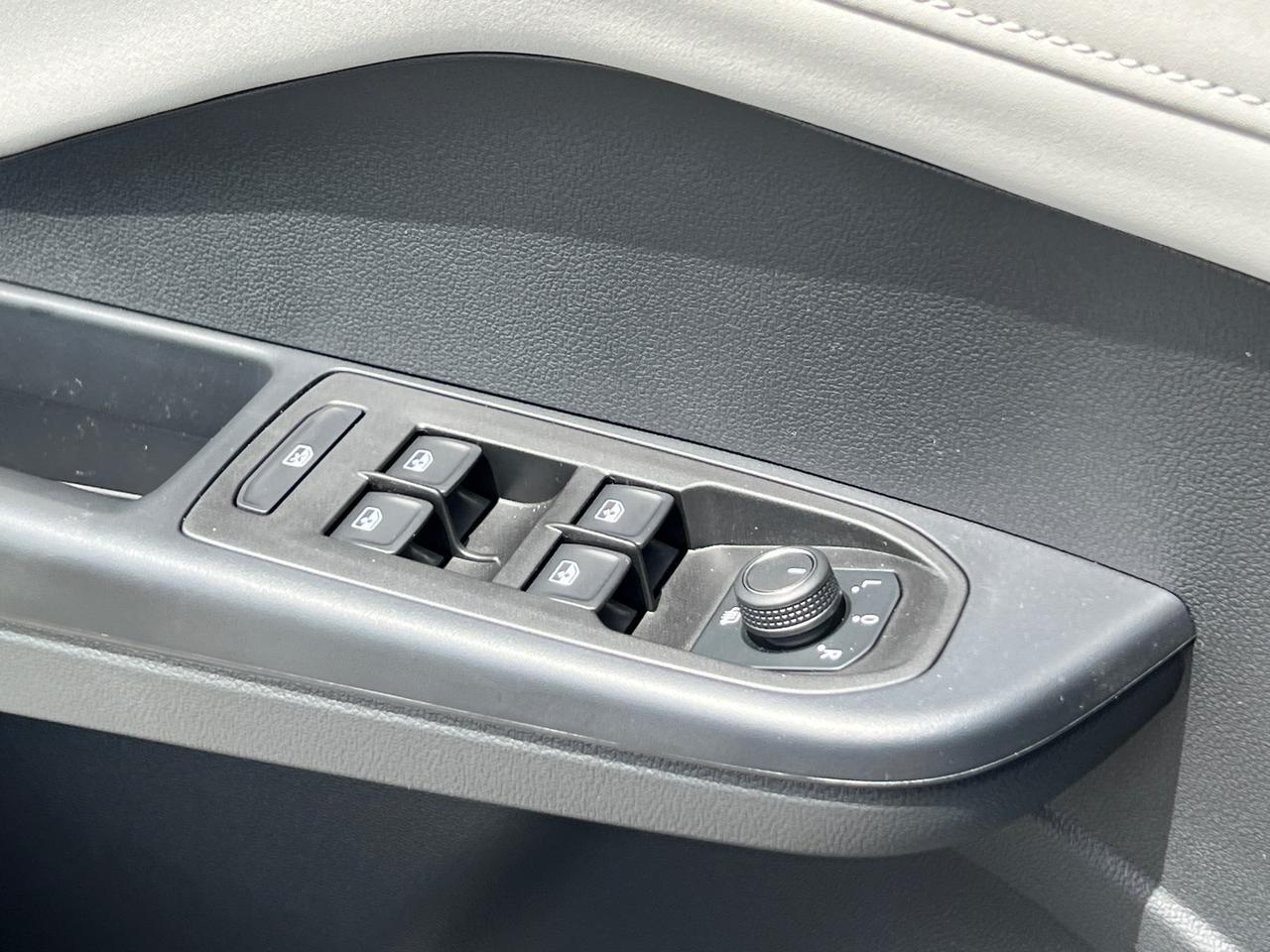 2025 Volkswagen Taos 1.5T SE Hagerstown MD