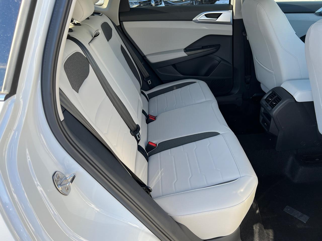 2025 Volkswagen Taos 1.5T SE Hagerstown MD