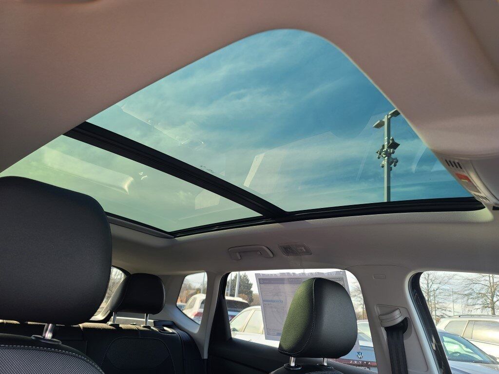 2025 Volkswagen Taos 1.5T SE Springfield VA