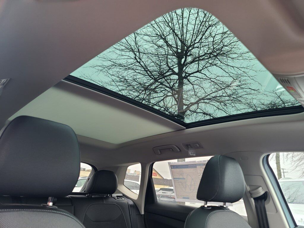 2025 Volkswagen Taos 1.5T SE Springfield VA