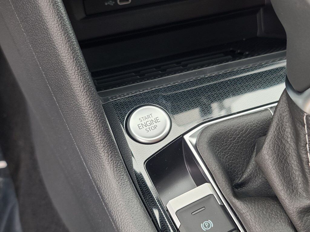 2025 Volkswagen Taos 1.5T SE Springfield VA