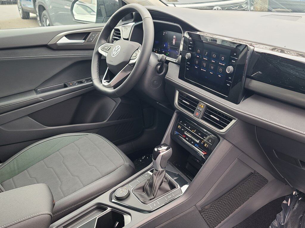 2025 Volkswagen Taos 1.5T SE Springfield VA