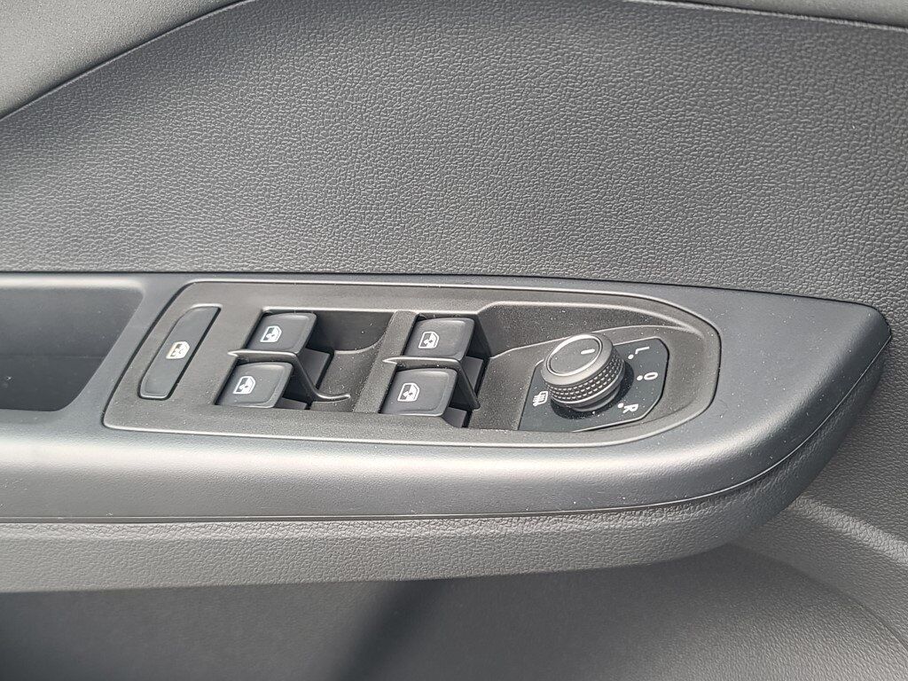 2025 Volkswagen Taos 1.5T SE Springfield VA