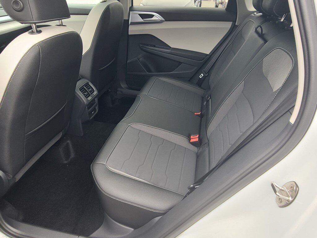 2025 Volkswagen Taos 1.5T SE Springfield VA