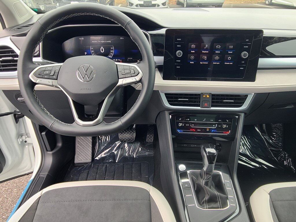 2025 Volkswagen Taos 1.5T SE Springfield VA