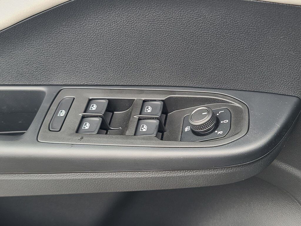 2025 Volkswagen Taos 1.5T SE Springfield VA