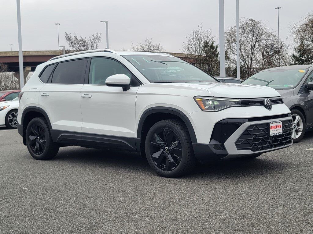 2025 Volkswagen Taos 1.5T SE