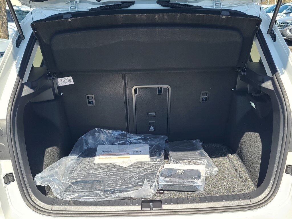 2025 Volkswagen Taos 1.5T SE Springfield VA