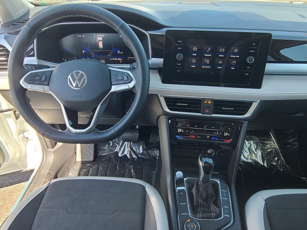 2025 Volkswagen Taos 1.5T SE Springfield VA