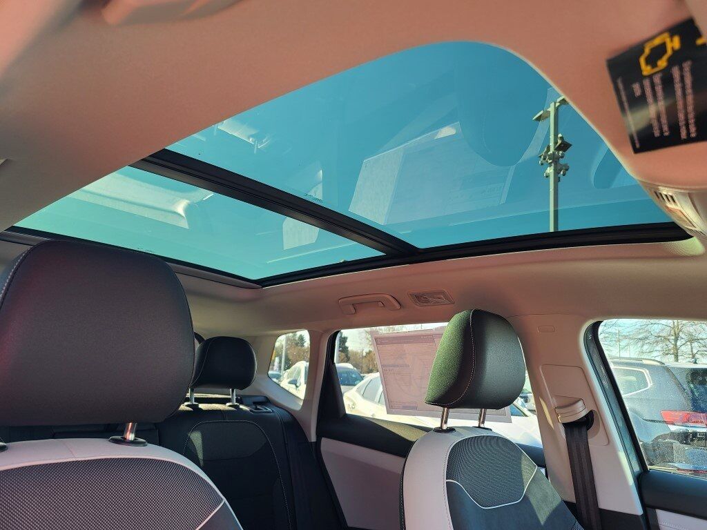 2025 Volkswagen Taos 1.5T SE Springfield VA