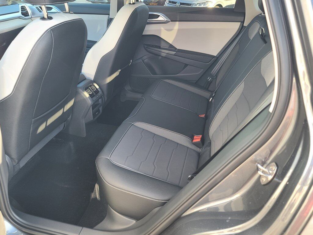 2025 Volkswagen Taos 1.5T SE Springfield VA