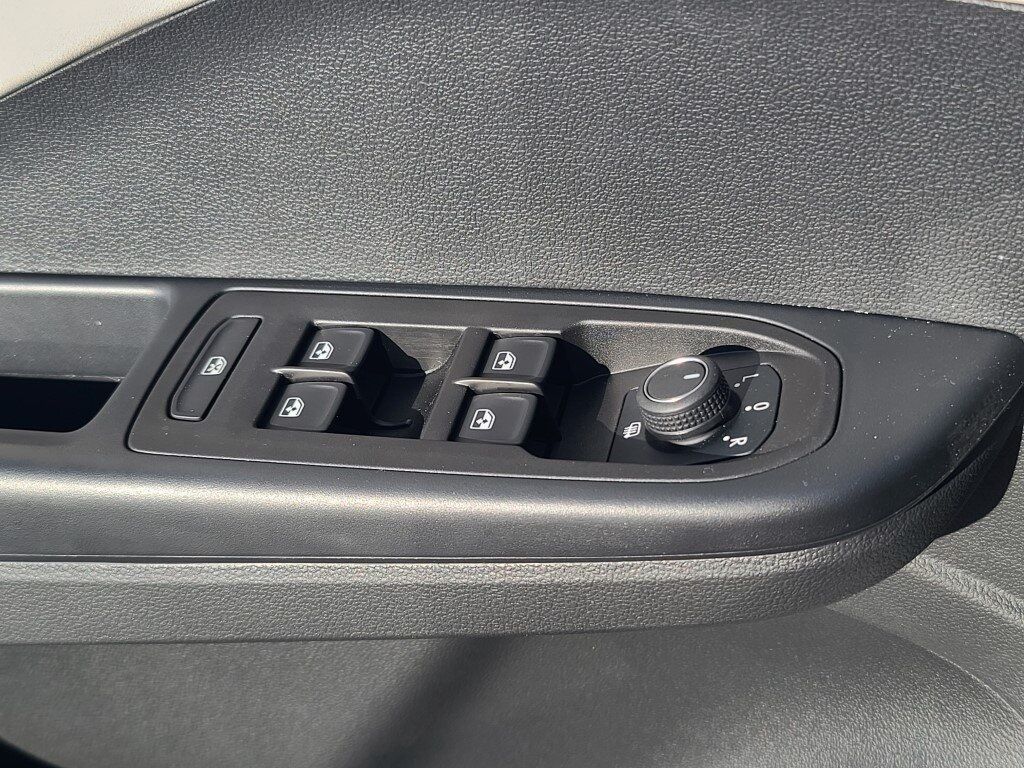 2025 Volkswagen Taos 1.5T SE Springfield VA