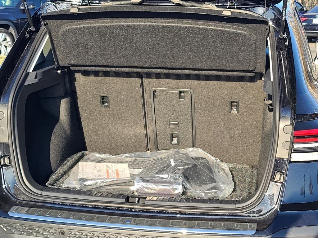 2025 Volkswagen Taos 1.5T SE Springfield VA