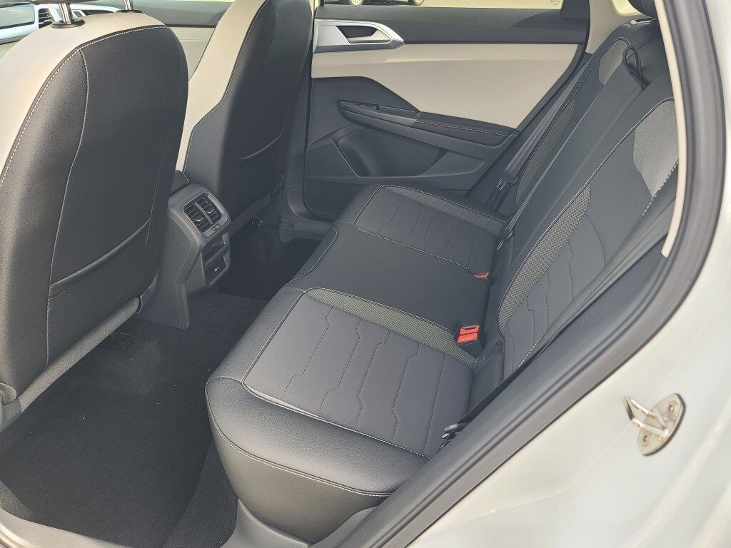 2025 Volkswagen Taos 1.5T SE Springfield VA