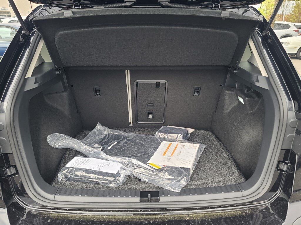 2025 Volkswagen Taos 1.5T SE Springfield VA