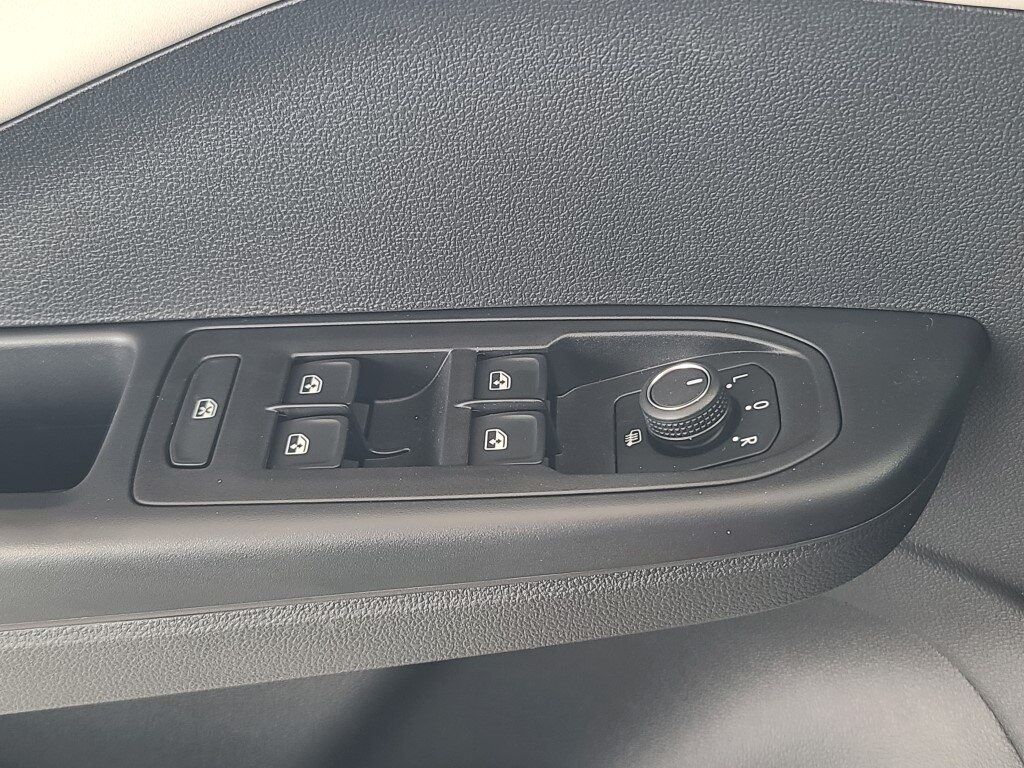 2025 Volkswagen Taos 1.5T SE Springfield VA