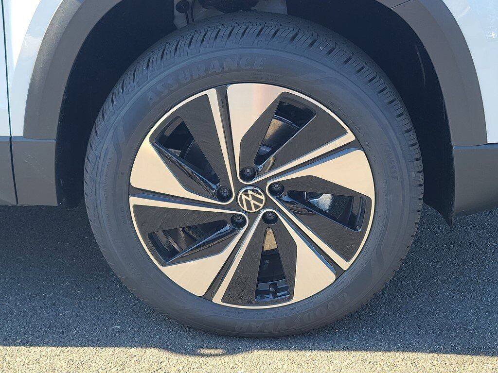 2025 Volkswagen Taos 1.5T SE Springfield VA