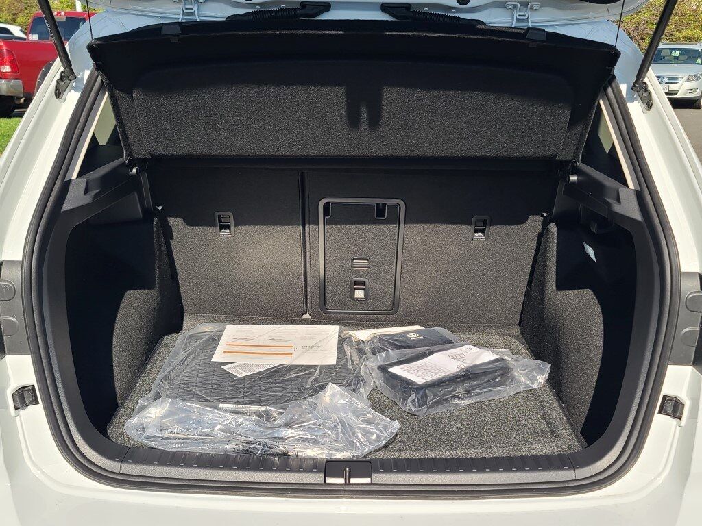 2025 Volkswagen Taos 1.5T SE Springfield VA