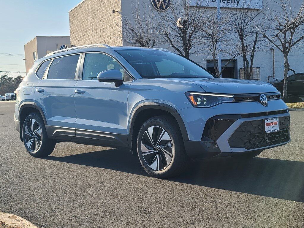 2025 Volkswagen Taos 1.5T SE