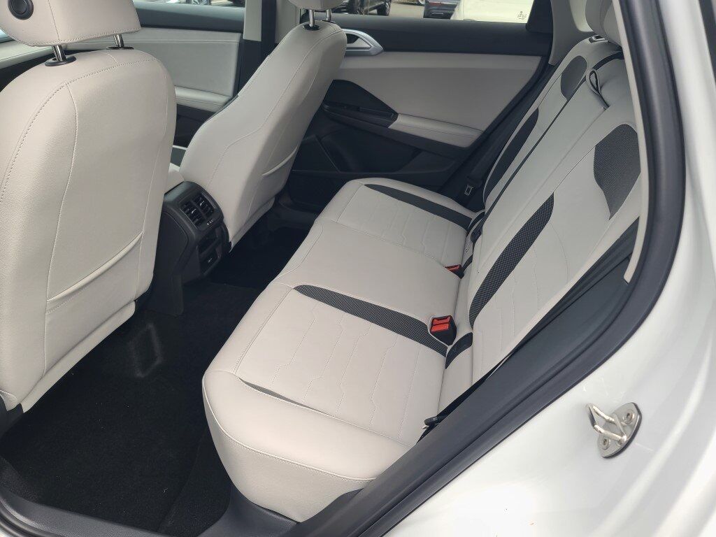 2025 Volkswagen Taos 1.5T SE Springfield VA