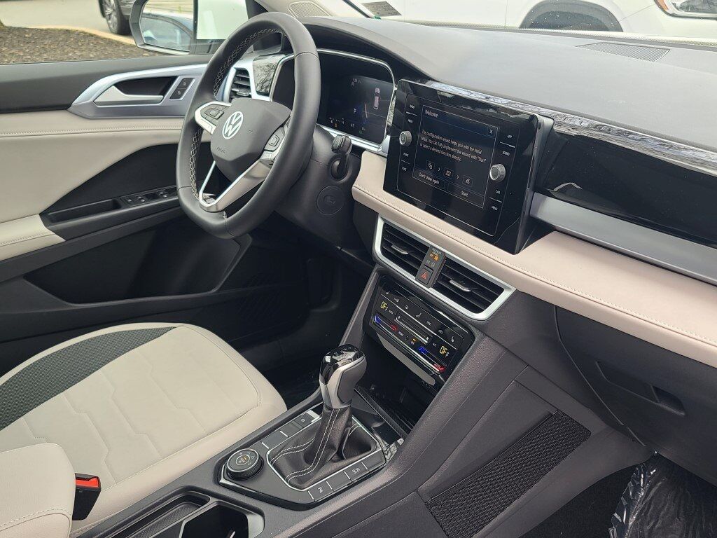 2025 Volkswagen Taos 1.5T SE Springfield VA