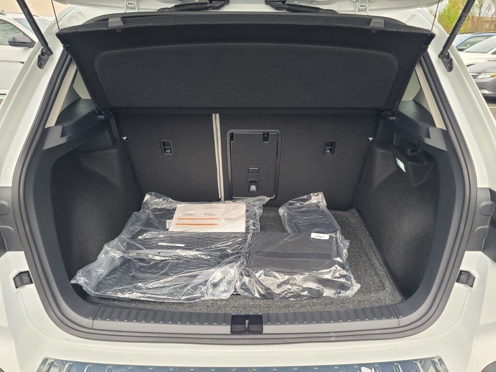 2025 Volkswagen Taos 1.5T SE Springfield VA