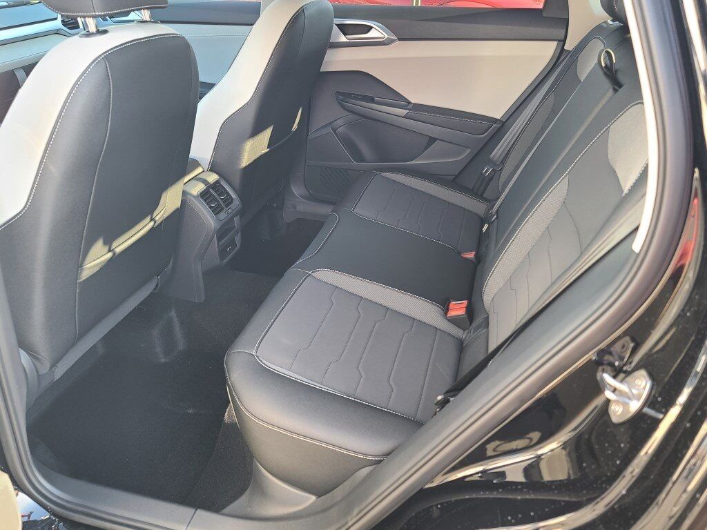 2025 Volkswagen Taos 1.5T SE Springfield VA