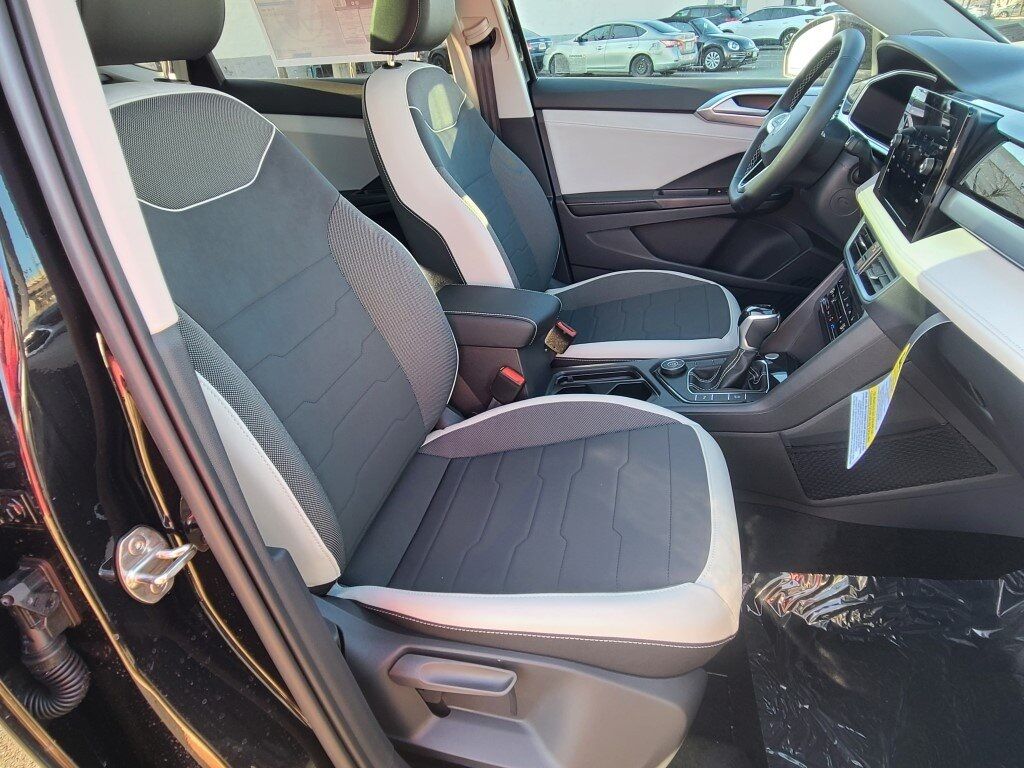 2025 Volkswagen Taos 1.5T SE Springfield VA