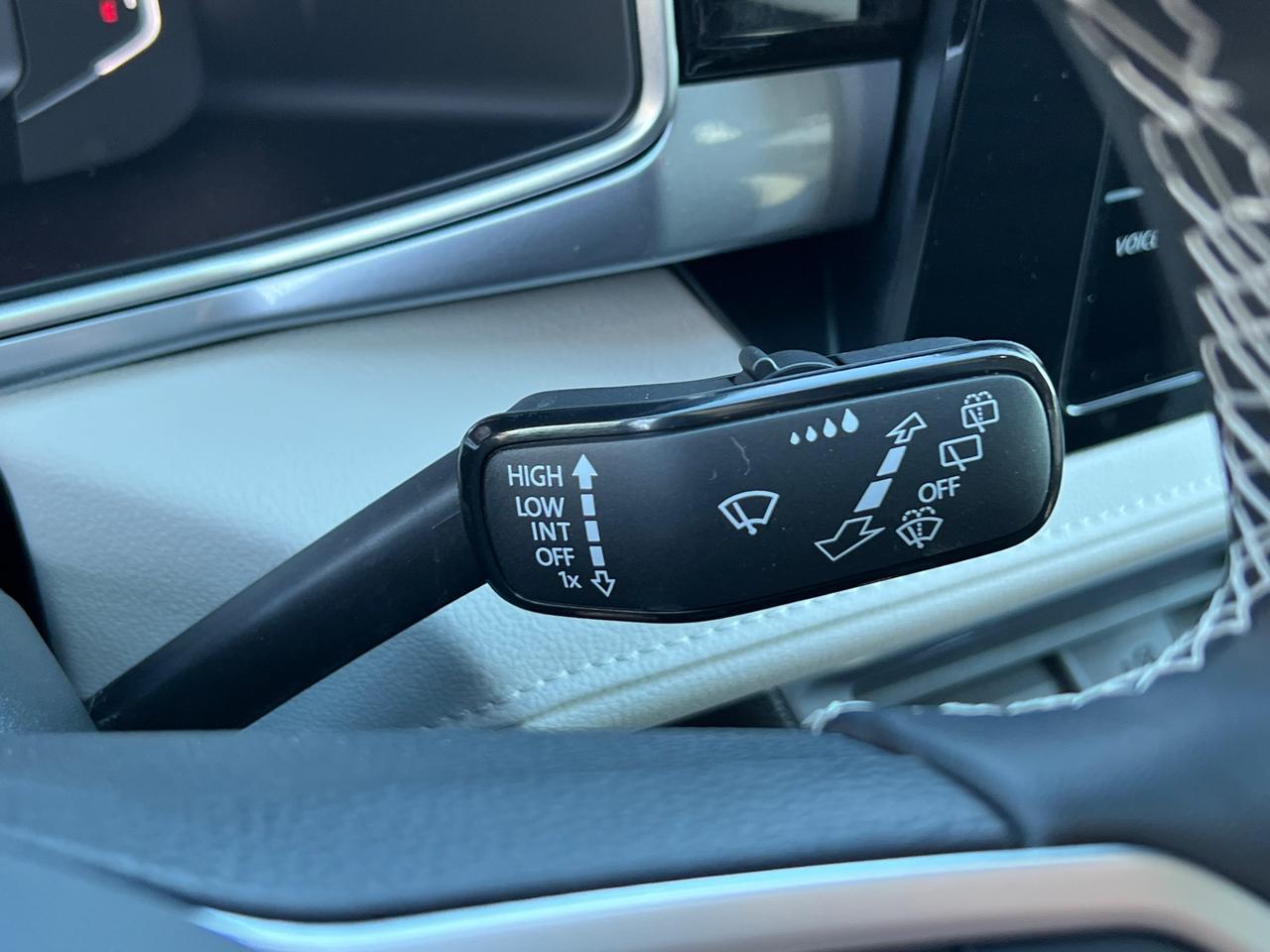 2025 Volkswagen Taos 1.5T SEL Hagerstown MD