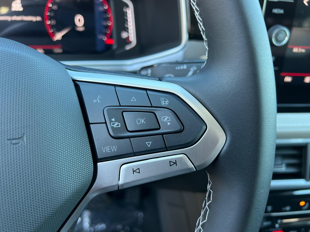 2025 Volkswagen Taos 1.5T SEL Hagerstown MD