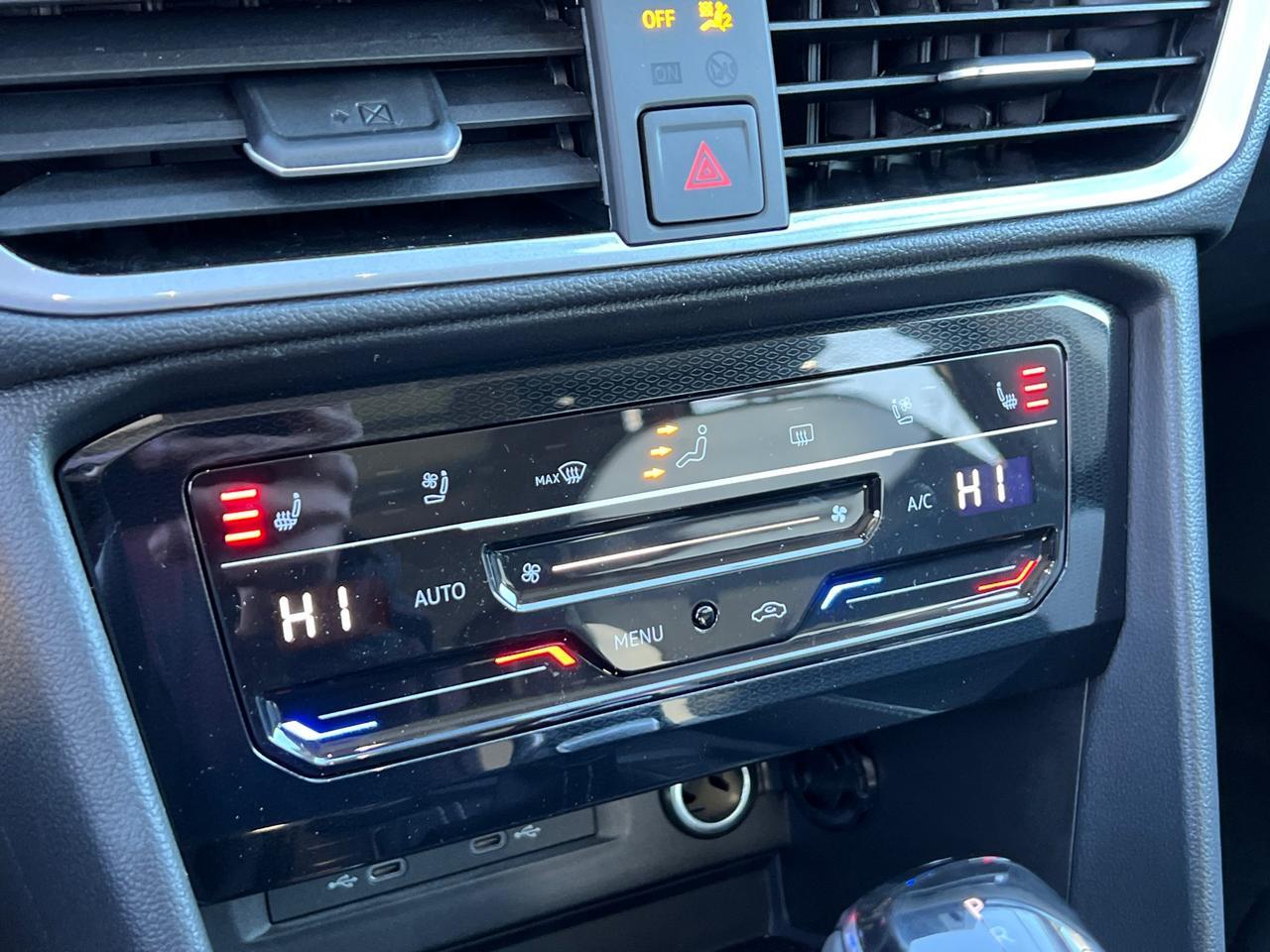 2025 Volkswagen Taos 1.5T SEL Hagerstown MD