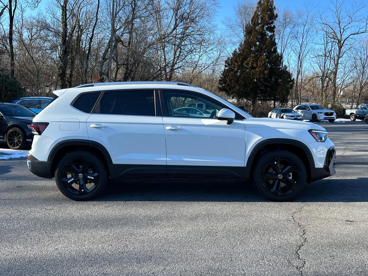 2025 Volkswagen Taos 1.5T SEL Hagerstown MD