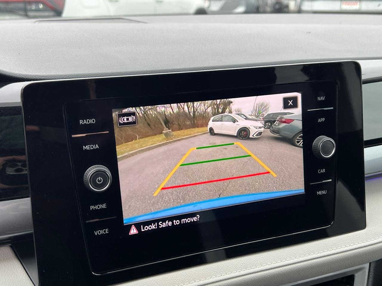 2025 Volkswagen Taos 1.5T SEL Hagerstown MD