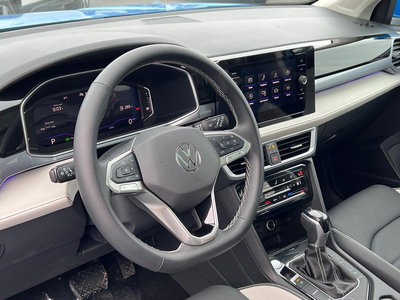 2025 Volkswagen Taos 1.5T SEL Hagerstown MD
