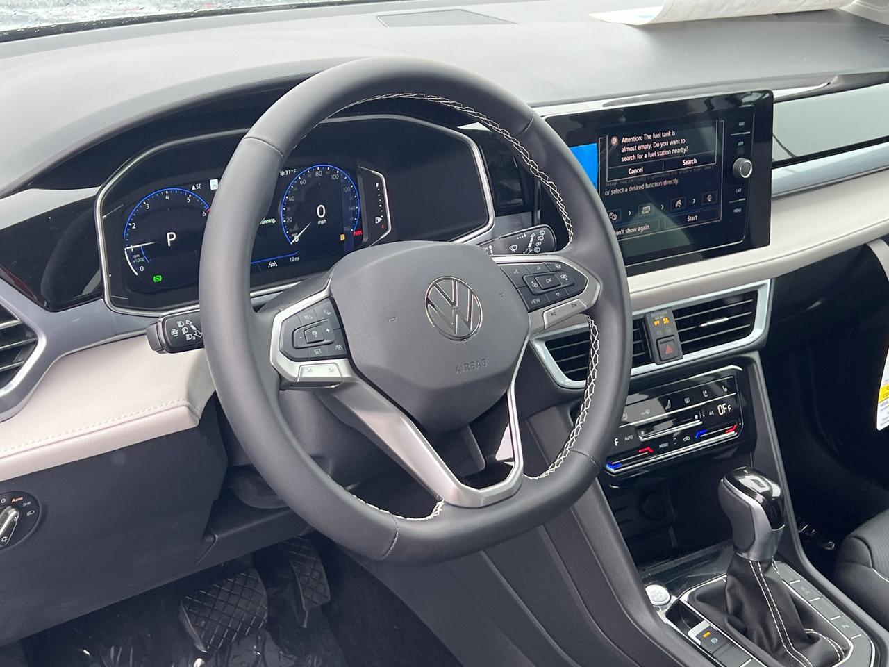 2025 Volkswagen Taos 1.5T SEL Hagerstown MD