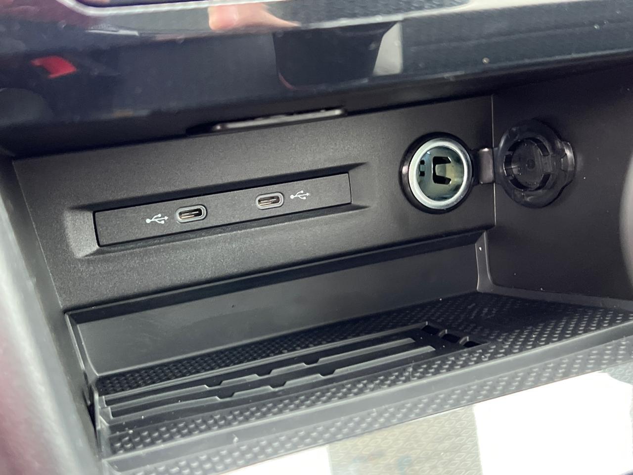 2025 Volkswagen Taos 1.5T SEL Hagerstown MD