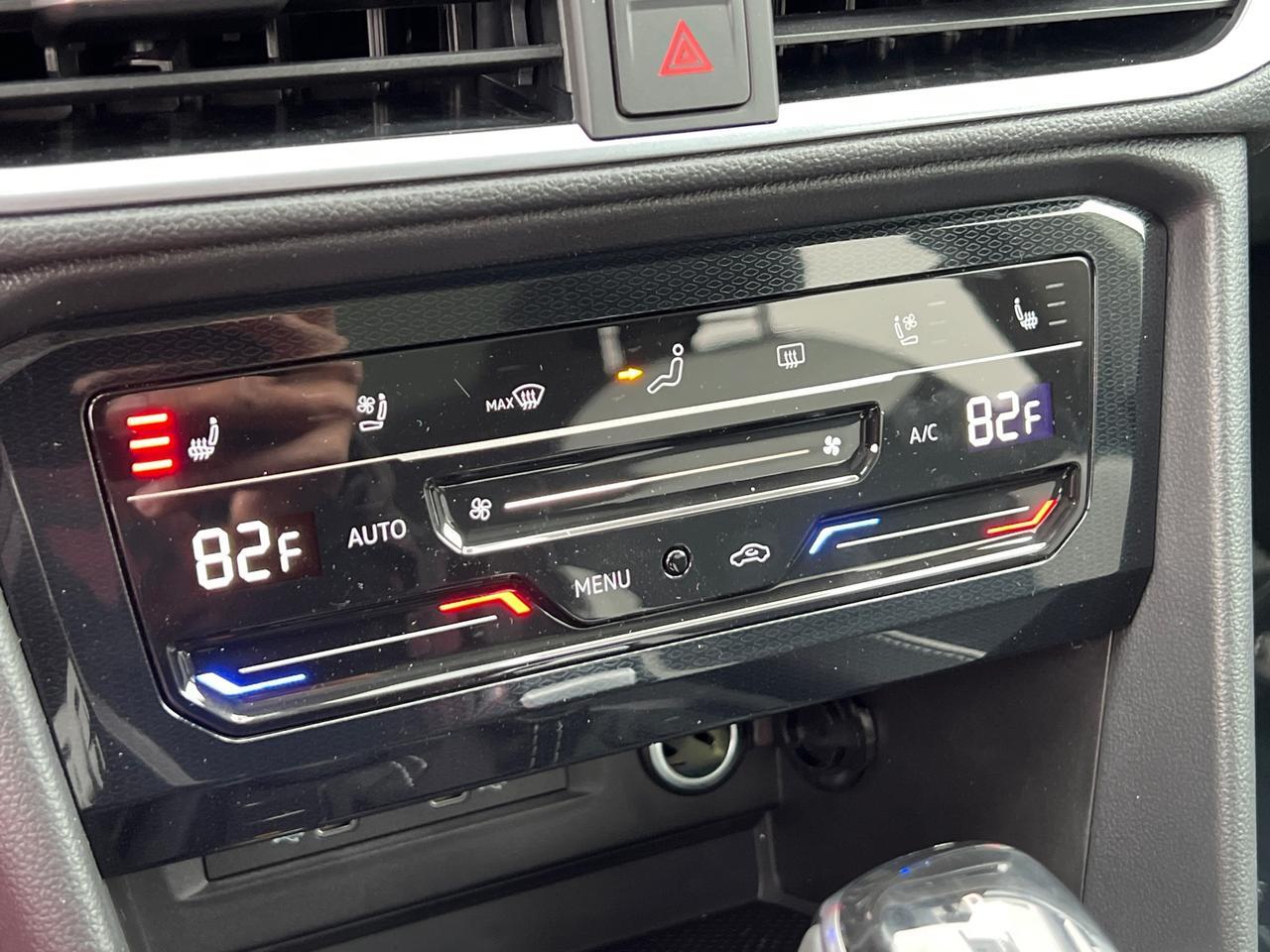 2025 Volkswagen Taos 1.5T SEL Hagerstown MD