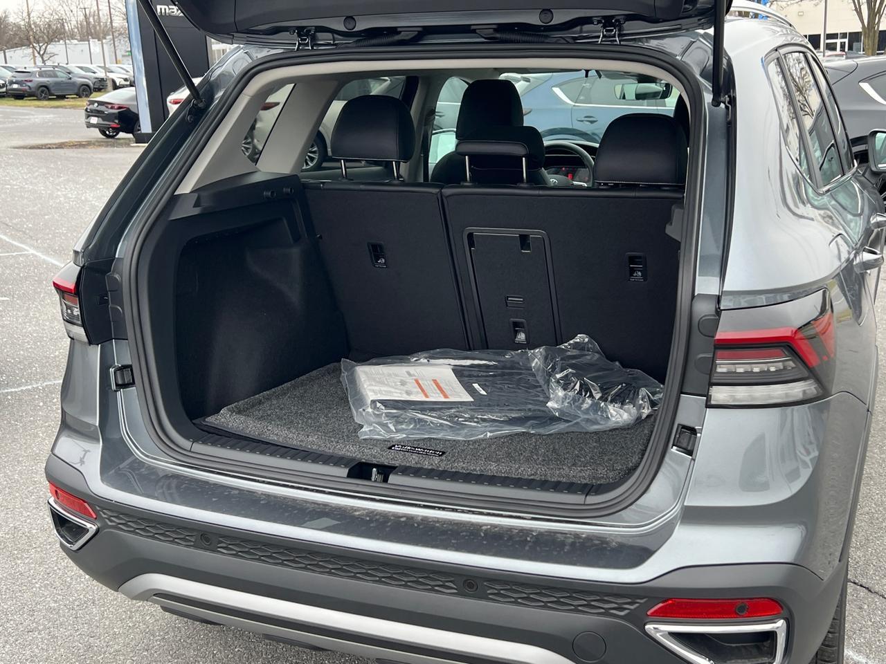 2025 Volkswagen Taos 1.5T SEL Hagerstown MD