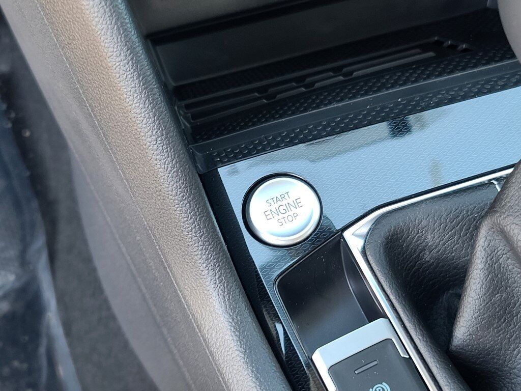 2025 Volkswagen Taos 1.5T SEL Springfield VA