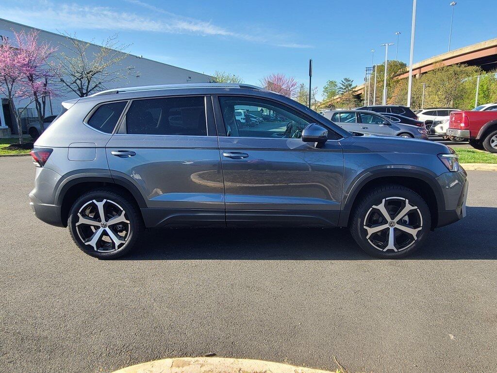2025 Volkswagen Taos 1.5T SEL Springfield VA