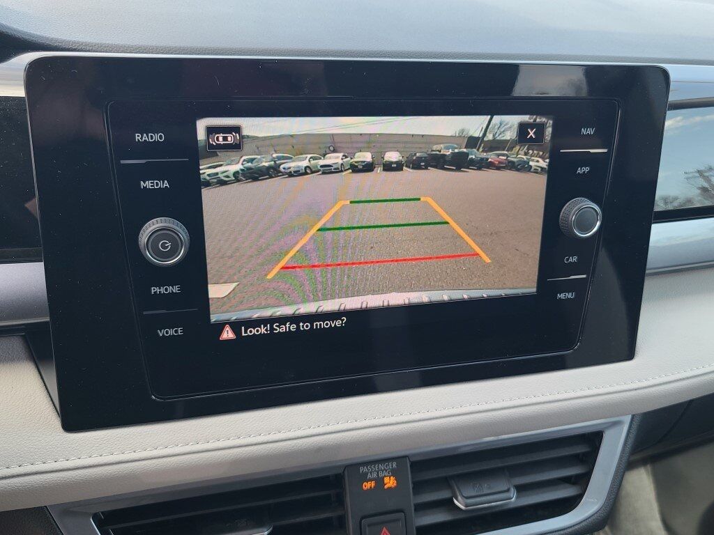 2025 Volkswagen Taos 1.5T SEL Springfield VA