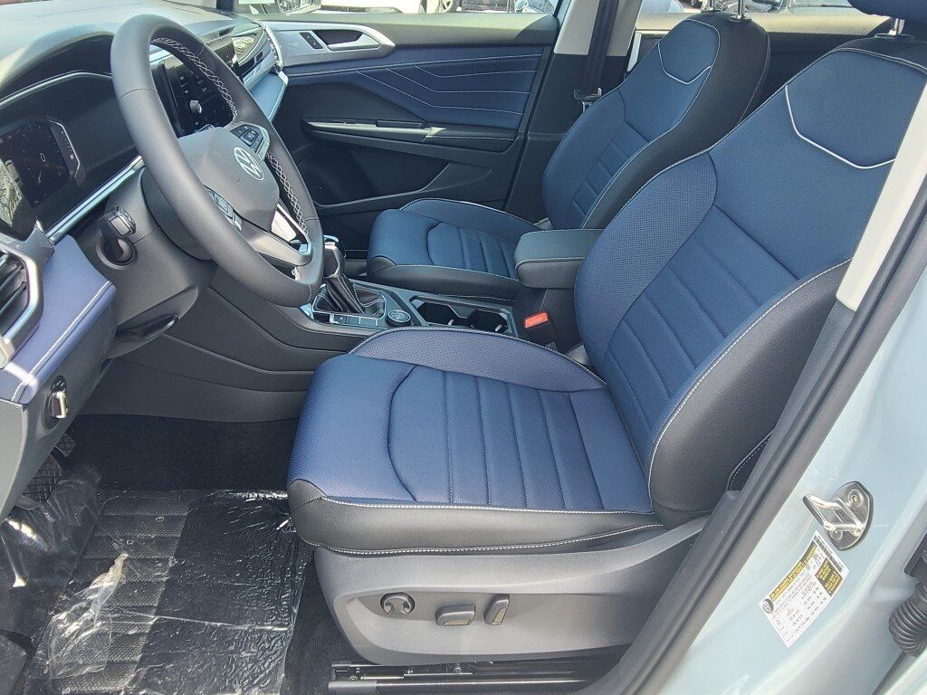 2025 Volkswagen Taos 1.5T SEL Springfield VA