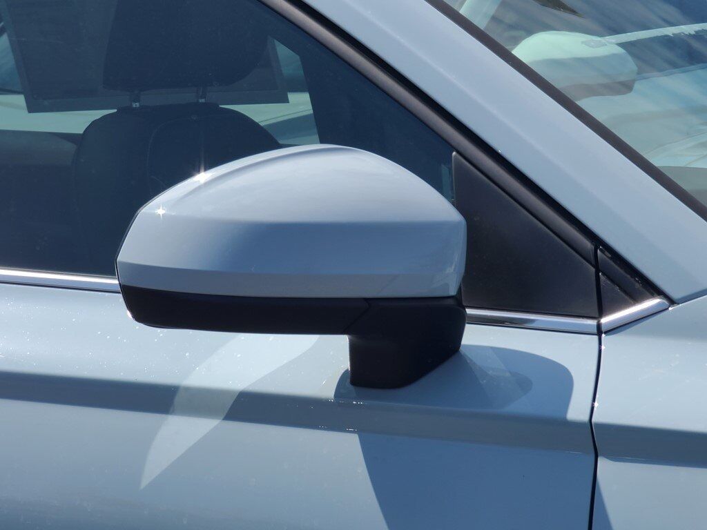 2025 Volkswagen Taos 1.5T SEL Springfield VA