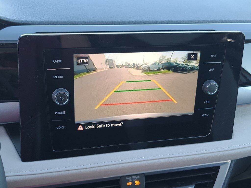 2025 Volkswagen Taos 1.5T SEL Springfield VA