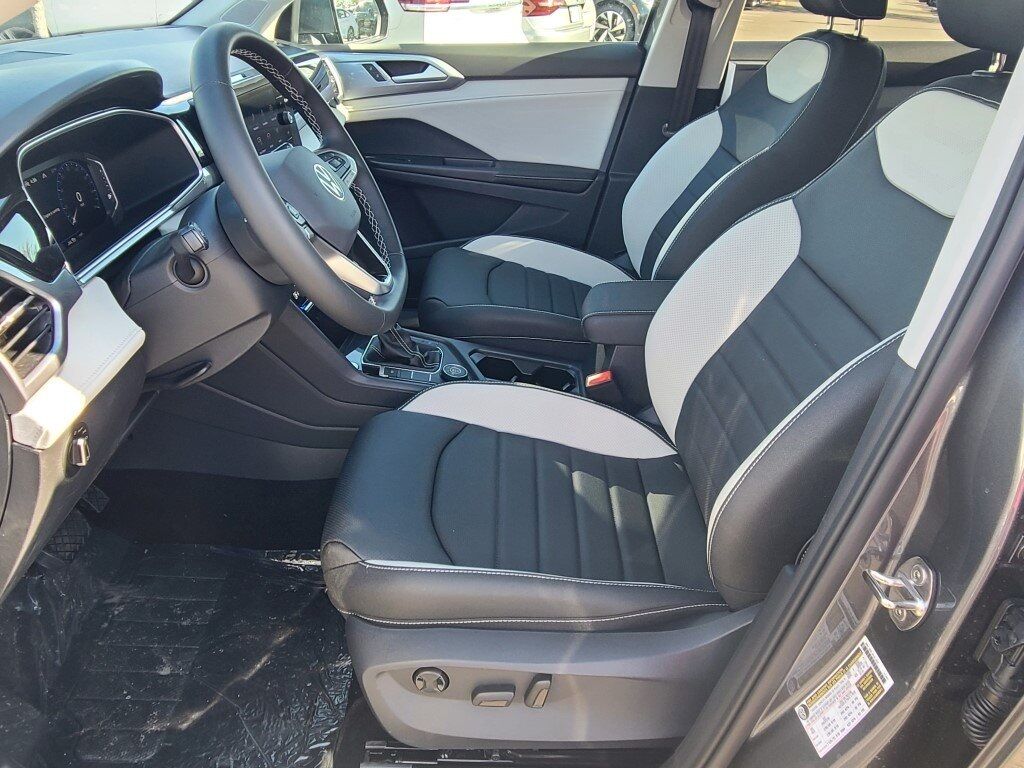 2025 Volkswagen Taos 1.5T SEL Springfield VA