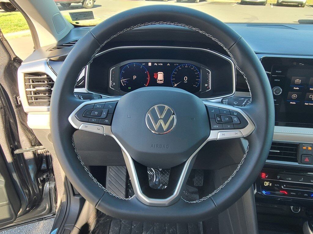 2025 Volkswagen Taos 1.5T SEL Springfield VA